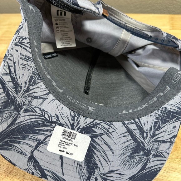 TravisMathew Golf Hat Mens Adjustable Snapback Spicy Marg Heather Grey New - Picture 6 of 6